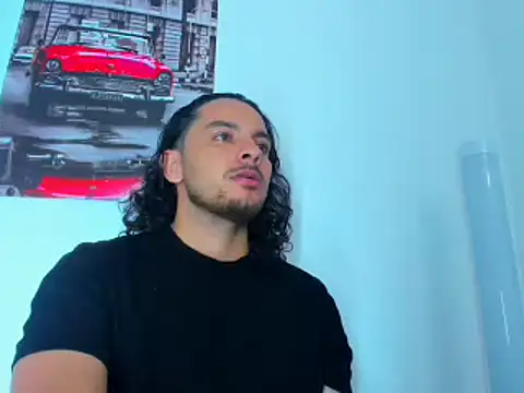 tuyo1995 online show from April 2026 08:43:01 PM