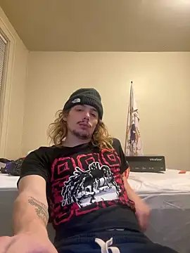 Snapshot of trippyski chatting on February 2025 06:29:01 AM trippyski online show from February 2025 06:29:01 AM