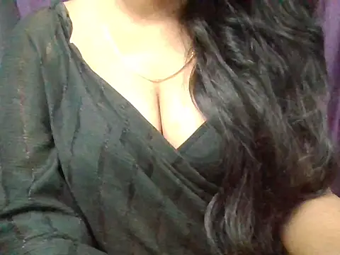 Roopshikha39 online show from October 2025 07:25:01 PM