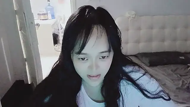 QiuPeiPeimmm online show from December 2025 02:11:01 PM