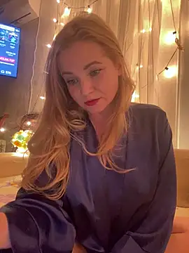 Snapshot of Lady__Maria chatting on January 2025 04:36:01 PM Lady Maria online show from January 2025 04:36:01 PM
