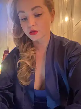 Snapshot of Lady__Maria chatting on February 2025 03:42:02 PM Lady Maria online show from February 2025 03:42:02 PM
