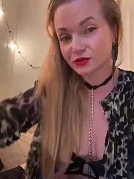 Snapshot of Lady__Maria chatting on September 2025 04:34:01 PM Lady Maria online show from September 2025 04:34:01 PM