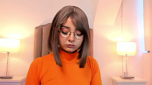 Snapshot of Emma_Torres__ chatting on February 2025 12:05:02 PM Emma Torres online show from February 2025 12:05:02 PM