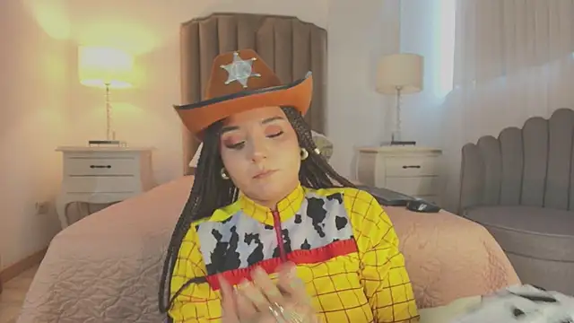 Snapshot of Emma_Torres__ chatting on November 2025 12:23:02 PM Emma Torres online show from November 2025 12:23:02 PM