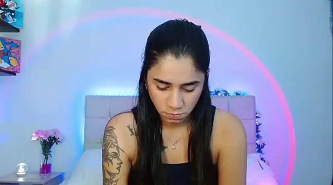 Layla Rachel online show from March 2025 01:00:02 AM