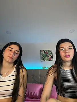 Layla Rachel online show from July 2026 09:28:02 PM