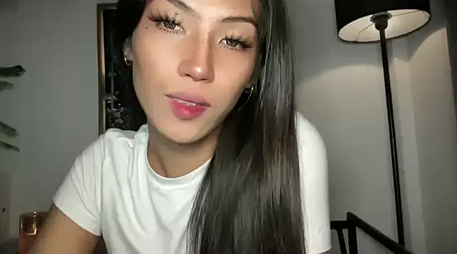 Snapshot of Bella_Gordon chatting on February 2025 08:10:01 PM Bella Gordon online show from February 2025 08:10:01 PM