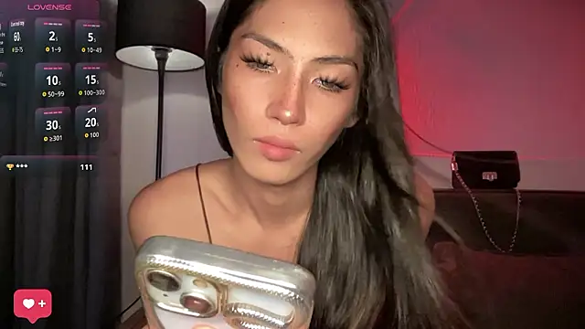 Snapshot of Bella_Gordon chatting on March 2026 05:40:01 PM Bella Gordon online show from March 2026 05:40:01 PM