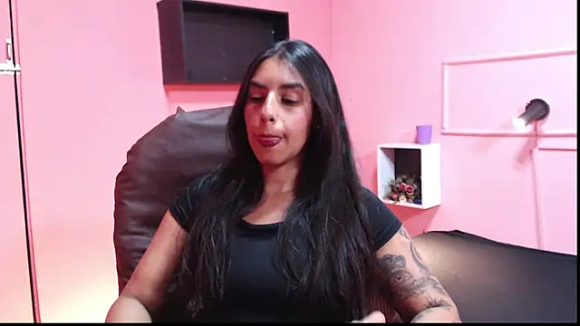 Snapshot of Desipleasure chatting on February 2025 08:13:02 PM Desipleasure online show from February 2025 08:13:02 PM