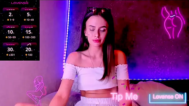 Snapshot of madina_taher chatting on March 2026 10:35:01 PM madina taher online show from March 2026 10:35:01 PM