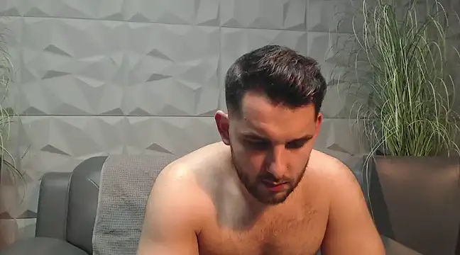 Snapshot of Antoniodiamond chatting on January 2025 09:05:02 PM Antoniodiamond online show from January 2025 09:05:02 PM