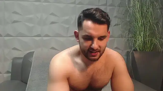 Snapshot of Antoniodiamond chatting on February 2025 12:15:01 AM Antoniodiamond online show from February 2025 12:15:01 AM