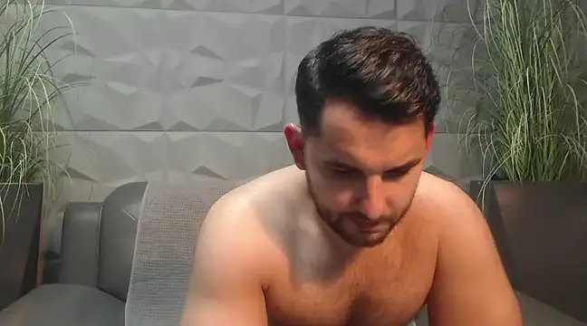 Snapshot of Antoniodiamond chatting on February 2025 08:10:01 PM Antoniodiamond online show from February 2025 08:10:01 PM