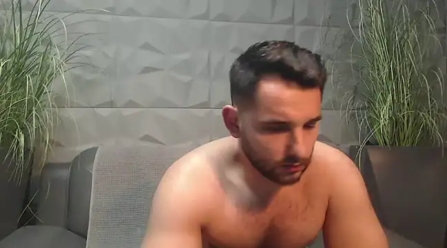 Snapshot of Antoniodiamond chatting on February 2025 08:14:02 PM Antoniodiamond online show from February 2025 08:14:02 PM