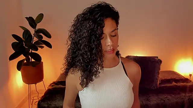 Snapshot of goddes_helena chatting on December 2024 11:06:02 PM goddes helena online show from December 2024 11:06:02 PM