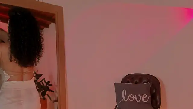 Snapshot of goddes_helena chatting on February 2025 11:24:02 PM goddes helena online show from February 2025 11:24:02 PM