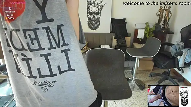 kaiser679  online show from March 2026 08:38:02 PM