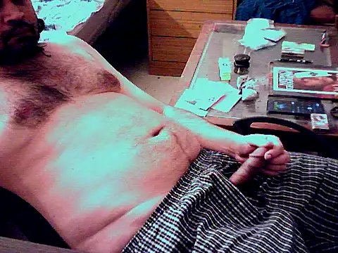 aksxi1 online show from November 2025 01:43:01 PM