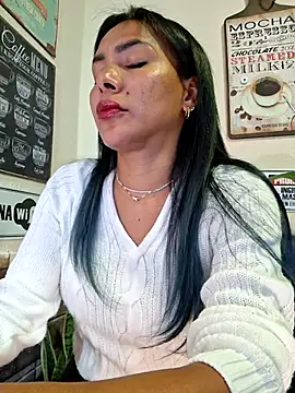 Doll Loren online show from February 2026 05:31:01 PM