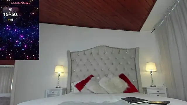 Naughtykitty4 online show from February 2025 04:15:02 PM