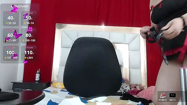 Snapshot of candyrojas chatting on February 2025 06:00:01 AM candyrojas online show from February 2025 06:00:01 AM