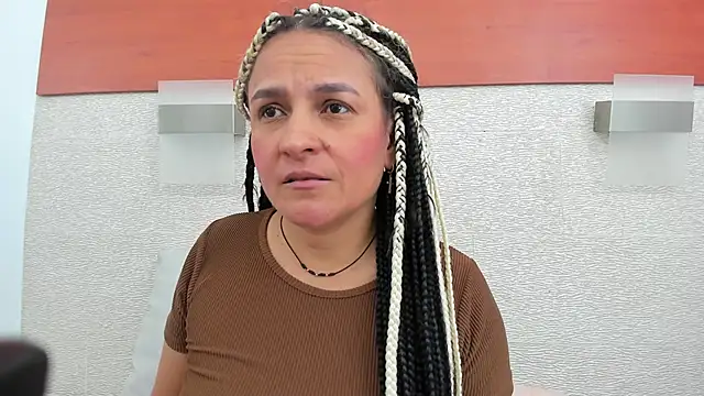 Snapshot of allice_green chatting on October 2025 02:45:02 AM allice green online show from October 2025 02:45:02 AM