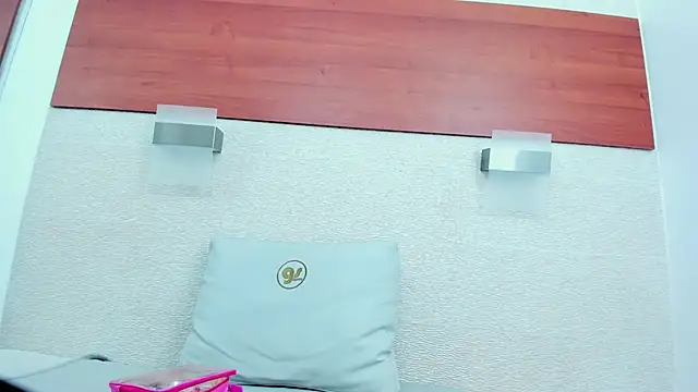 Snapshot of allice_green chatting on November 2025 01:50:02 AM allice green online show from November 2025 01:50:02 AM