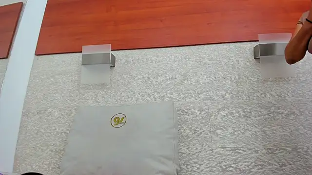 Snapshot of allice_green chatting on December 2025 01:56:02 AM allice green online show from December 2025 01:56:02 AM