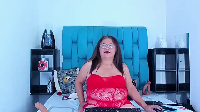 Keira Lennox online show from March 2025 01:16:02 PM