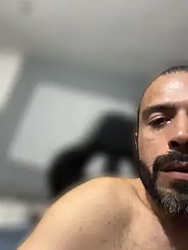 Snapshot of JayJayRod chatting on April 2026 10:49:01 PM JayJayRod online show from April 2026 10:49:01 PM