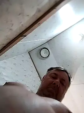 lawndad79 online show from December 2024 07:58:02 PM