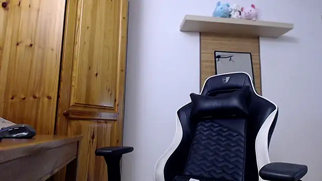 Lisakisss online show from September 2025 06:51:02 AM