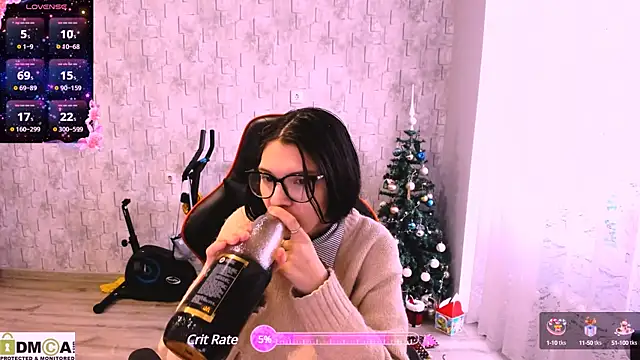 Snapshot of MollyLollipop chatting on December 2024 04:04:02 AM MollyLollipop online show from December 2024 04:04:02 AM