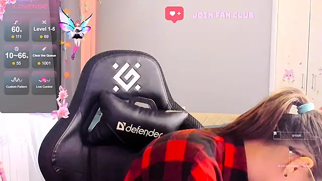 Snapshot of MollyLollipop chatting on October 2025 04:41:02 AM MollyLollipop online show from October 2025 04:41:02 AM