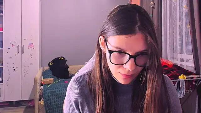 MollyLollipop online show from February 2026 01:48:02 AM