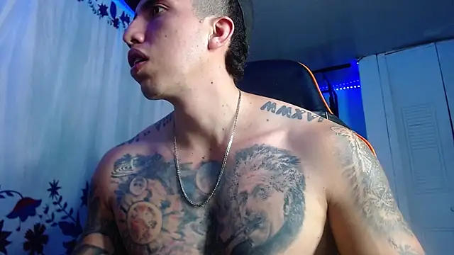 Snapshot of Adam_Hudsond chatting on January 2026 12:03:02 AM Adam Hudsond online show from January 2026 12:03:02 AM