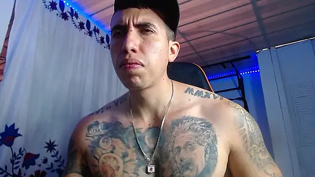 Snapshot of Adam_Hudsond chatting on January 2026 01:57:01 PM Adam Hudsond online show from January 2026 01:57:01 PM