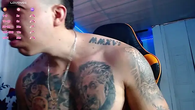 Snapshot of Adam_Hudsond chatting on January 2026 12:10:01 PM Adam Hudsond online show from January 2026 12:10:01 PM