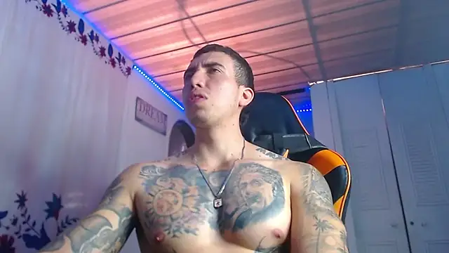 Snapshot of Adam_Hudsond chatting on February 2026 03:01:01 PM Adam Hudsond online show from February 2026 03:01:01 PM