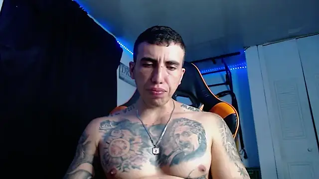 Snapshot of Adam_Hudsond chatting on March 2026 03:33:02 AM Adam Hudsond online show from March 2026 03:33:02 AM