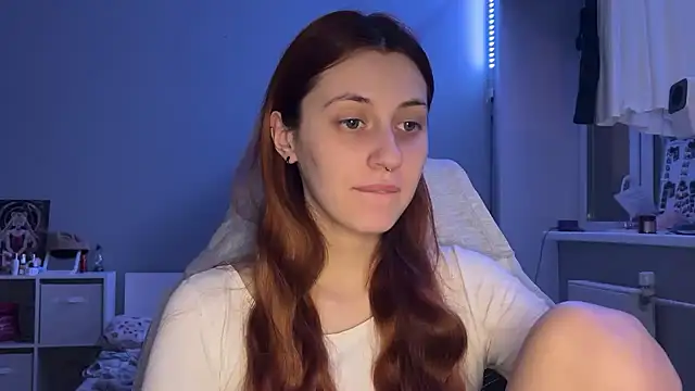 Uniarten online show from November 2025 06:18:01 PM