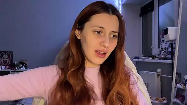 Uniarten online show from December 2025 07:43:01 PM