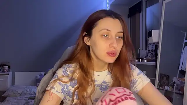 Uniarten online show from December 2025 06:34:01 PM