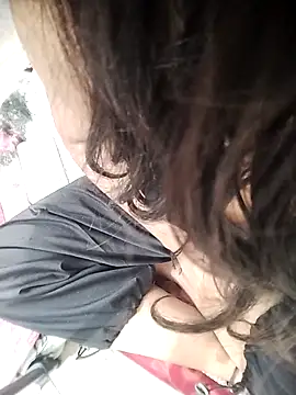 Snapshot of BigBustyRuhi chatting on March 2025 11:07:02 AM BigBustyRuhi online show from March 2025 11:07:02 AM