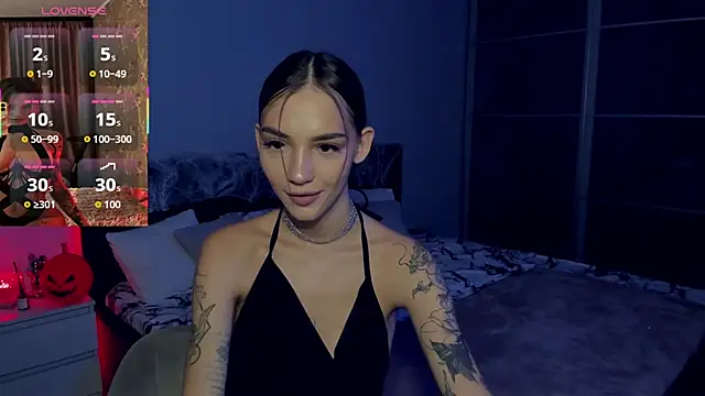 SophieCatty online show from November 2025 12:29:02 PM