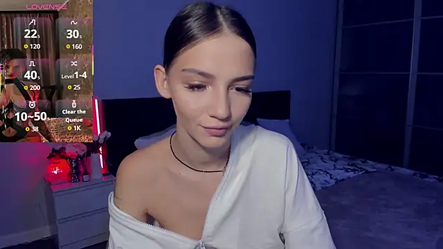 SophieCatty online show from November 2025 05:53:02 AM