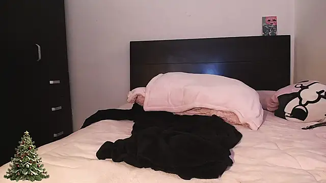 MARIANADIRTY online show from January 2025 04:43:02 PM