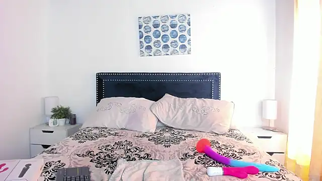 ZulyMichels online show from January 2025 04:07:01 PM