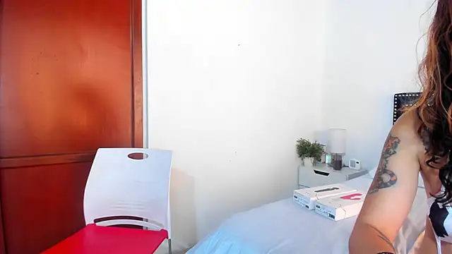 ZulyMichels online show from February 2025 03:52:02 PM